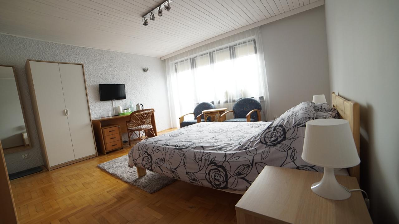 Swierkowy Nałęczów Exteriör bild